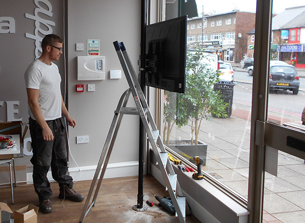 Sutton Coldfield TV Wall Mounting Service by MKH